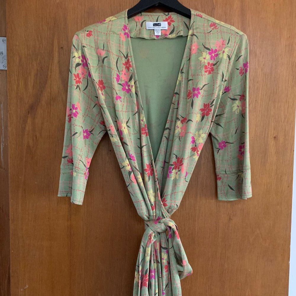 DVF Diane Von Furstenberg Silk Wrap Dress Green Floral Clean Vintage Size 10